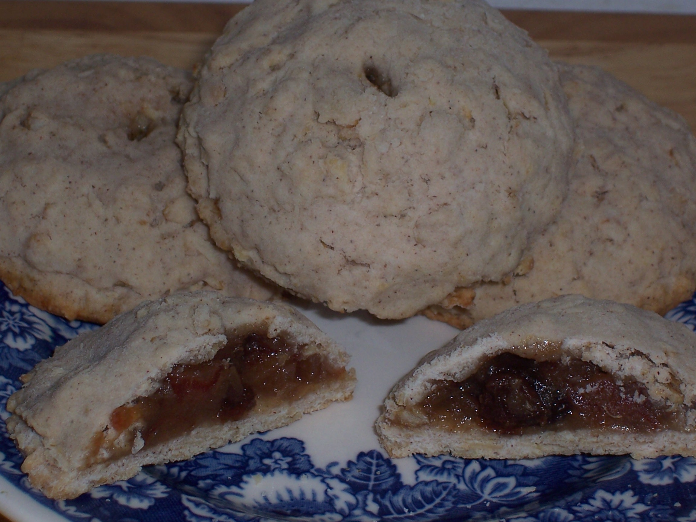 Date Filled Oatmeal Cookies