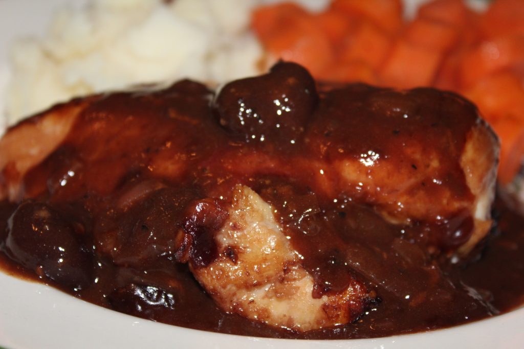 Chicken with Cherry Sauce