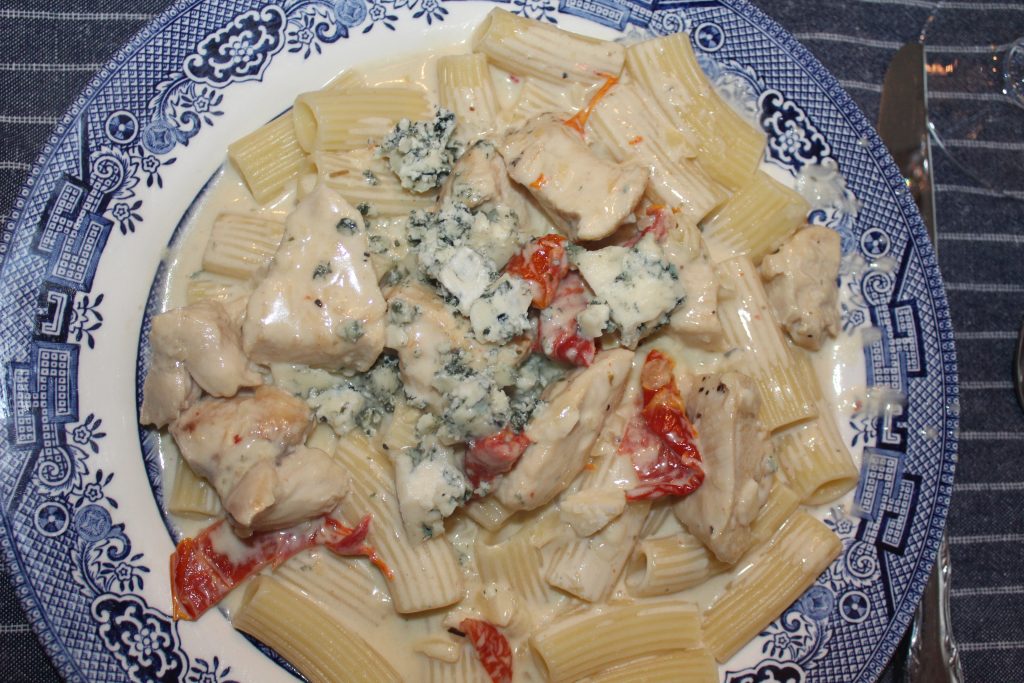 Chicken with Gorgonzola and Sun-dried Tomato Cream Sauce